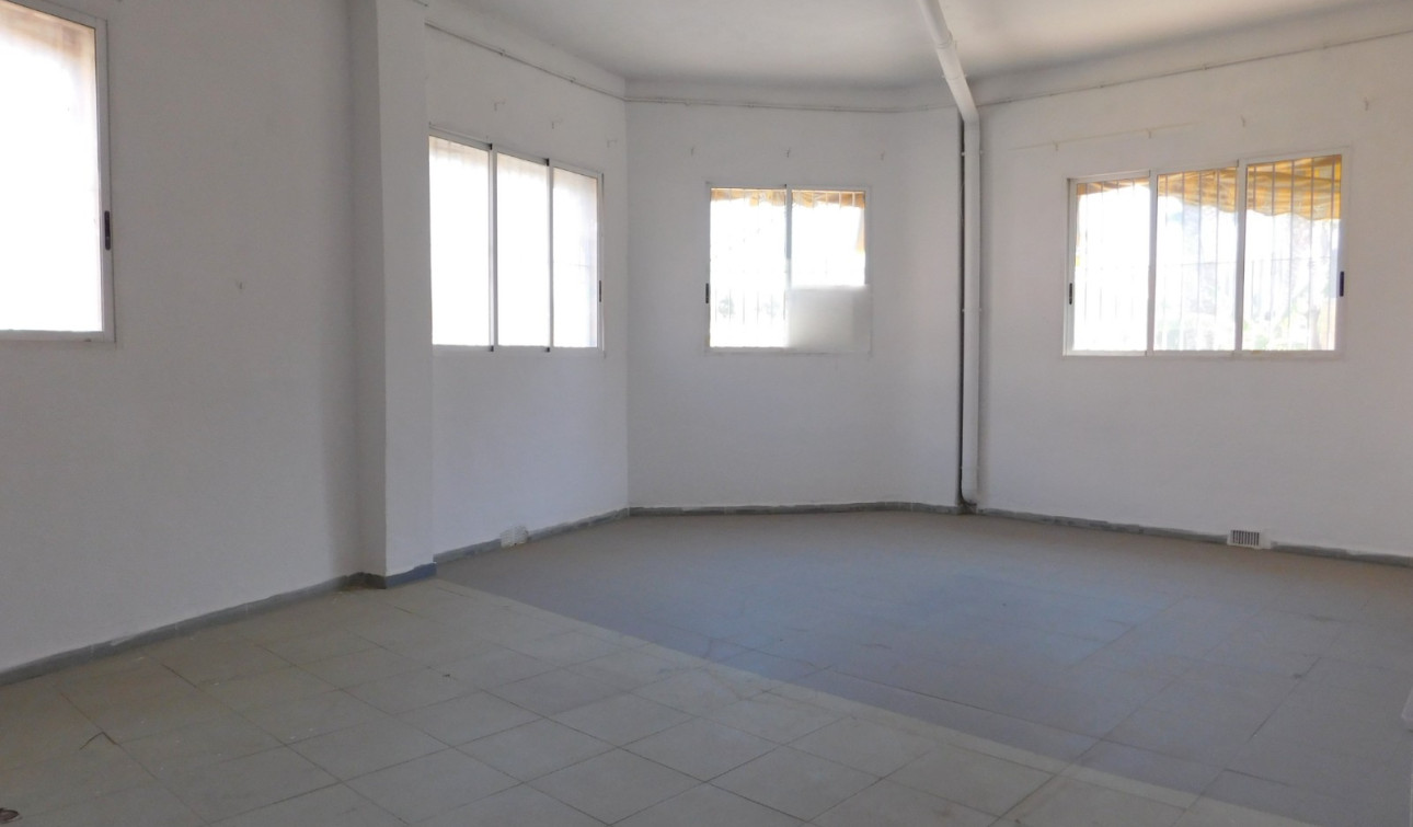 Herverkoop - Commerciële eenheid - San Miguel de Salinas