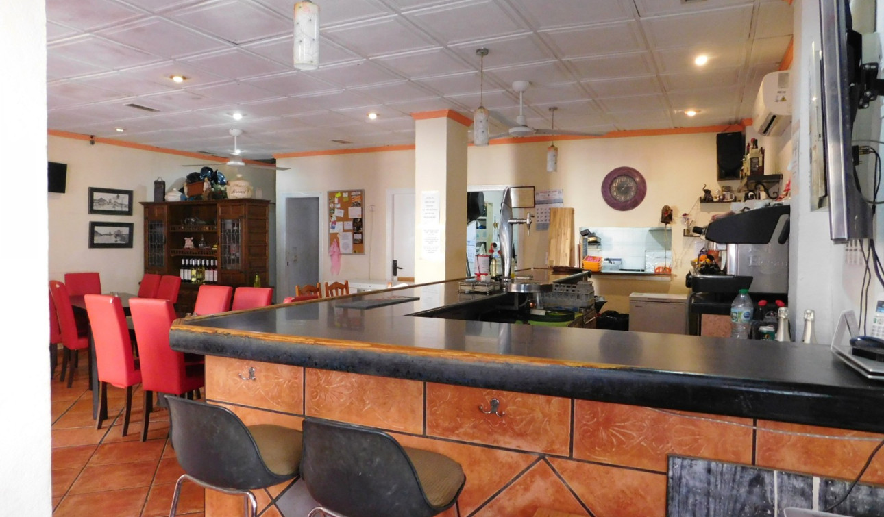 Herverkoop - Commerciële eenheid - San Miguel de Salinas