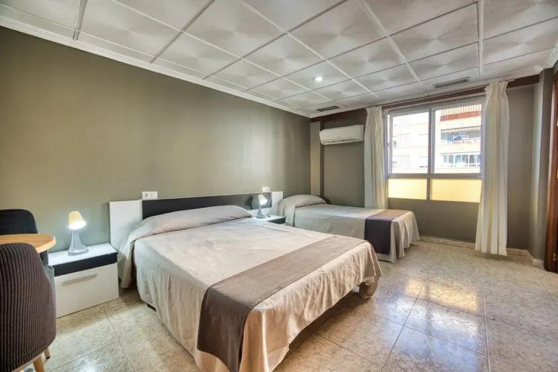 Herverkoop - Commerciële eenheid - Torrevieja - Centro