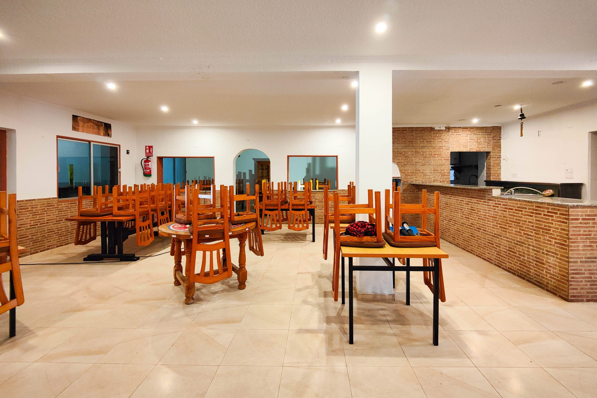 Herverkoop - Commerciële eenheid - Torrevieja - La Siesta - El Salado - Torreta