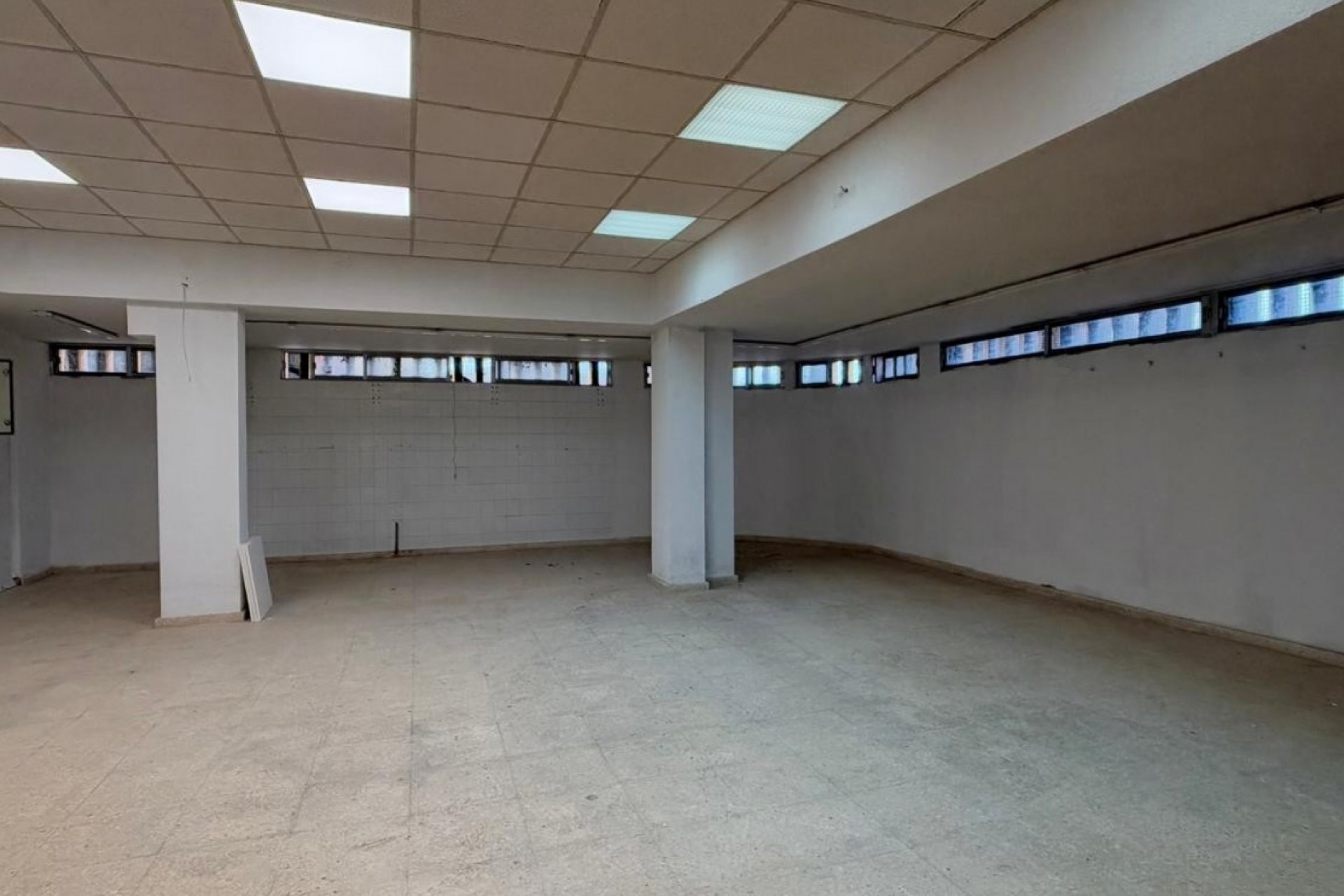 Herverkoop - Commerciële eenheid - Torrevieja - Torrelamata - La Mata