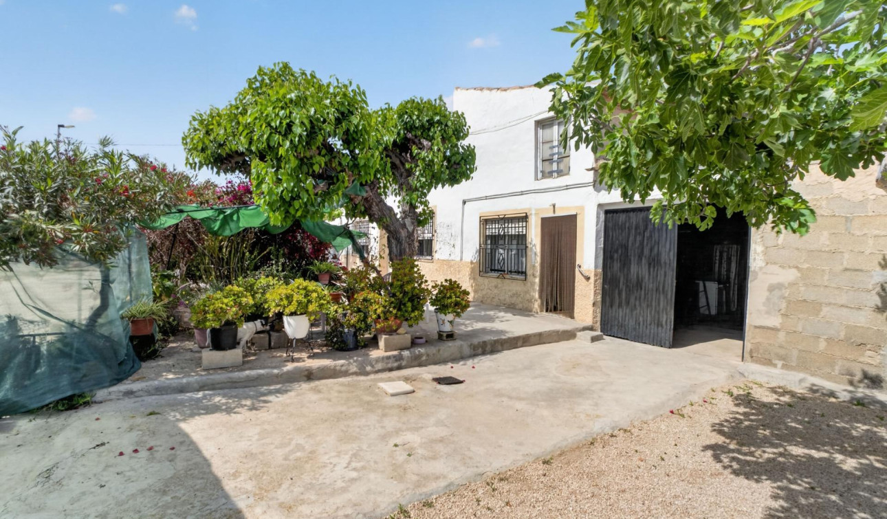 Herverkoop - Finca / Landgoed - Orihuela - Desamparados-Hurchillo-Torremendo