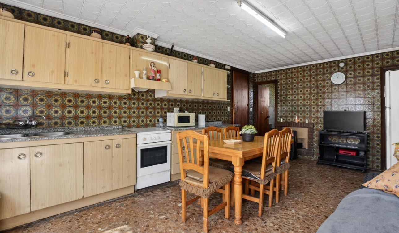 Herverkoop - Finca / Landgoed - Orihuela - Desamparados-Hurchillo-Torremendo