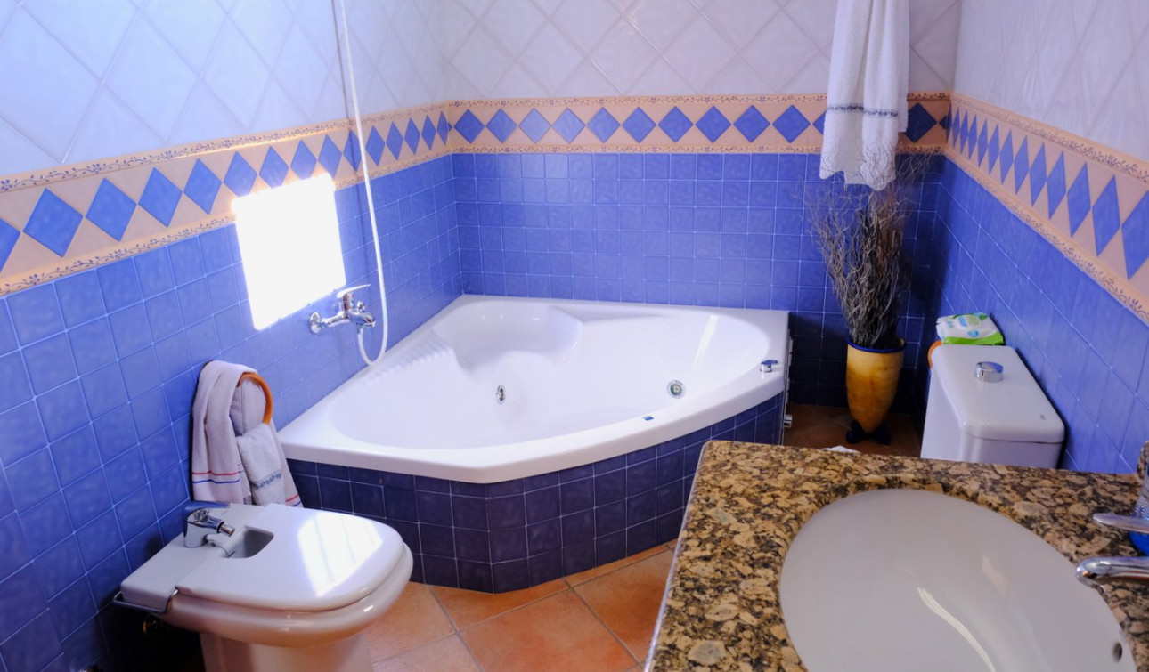 Herverkoop - Finca / Landgoed - Orihuela