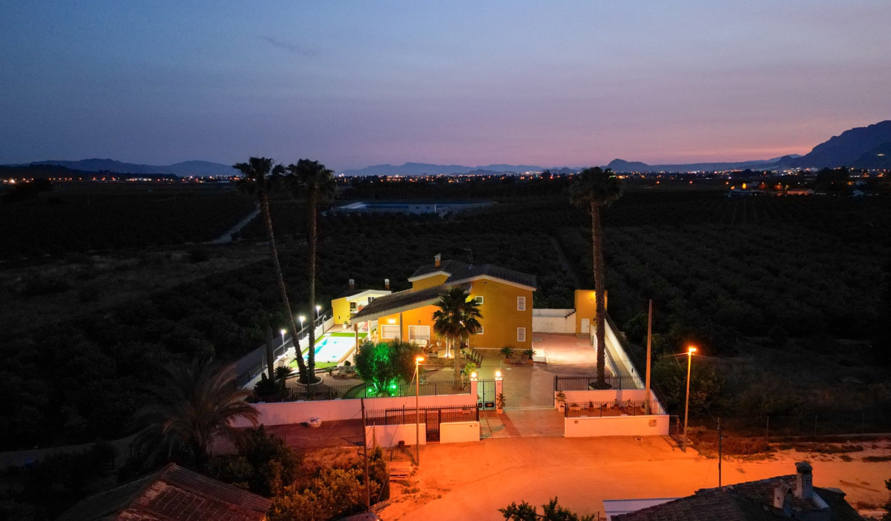 Herverkoop - Finca / Landgoed - Orihuela