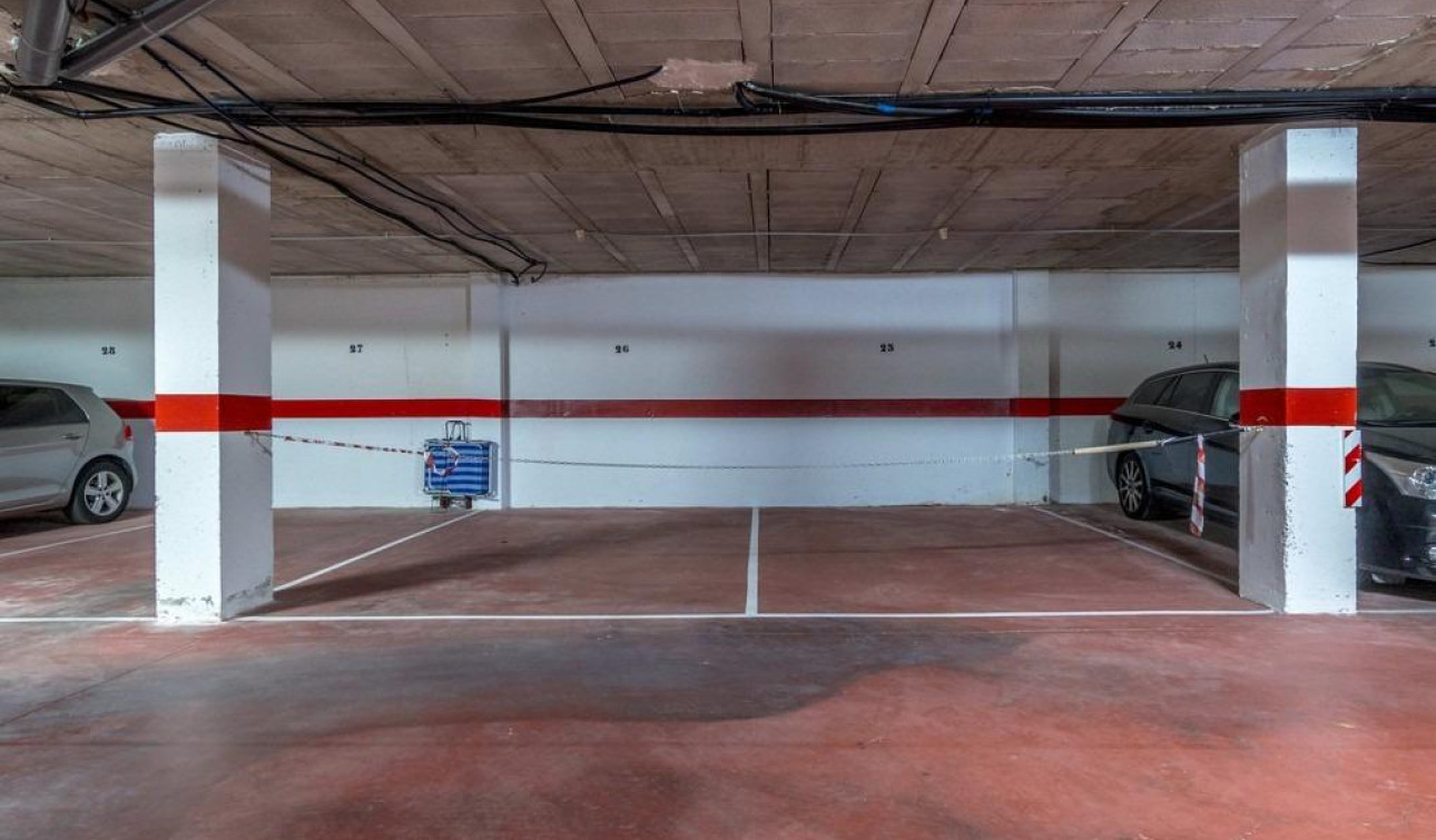 Herverkoop - Garage - Orihuela Costa - Campoamor