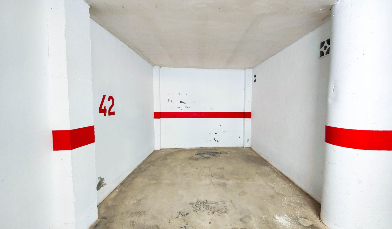 Herverkoop - Garage - Torrevieja - Playa del Cura