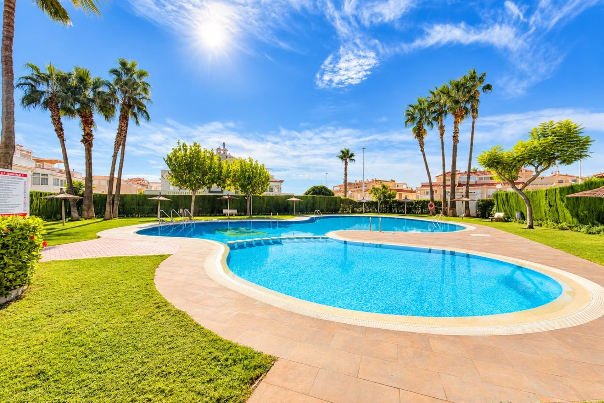 Herverkoop - Halfvrijstaande villa - Alicante - La Florida