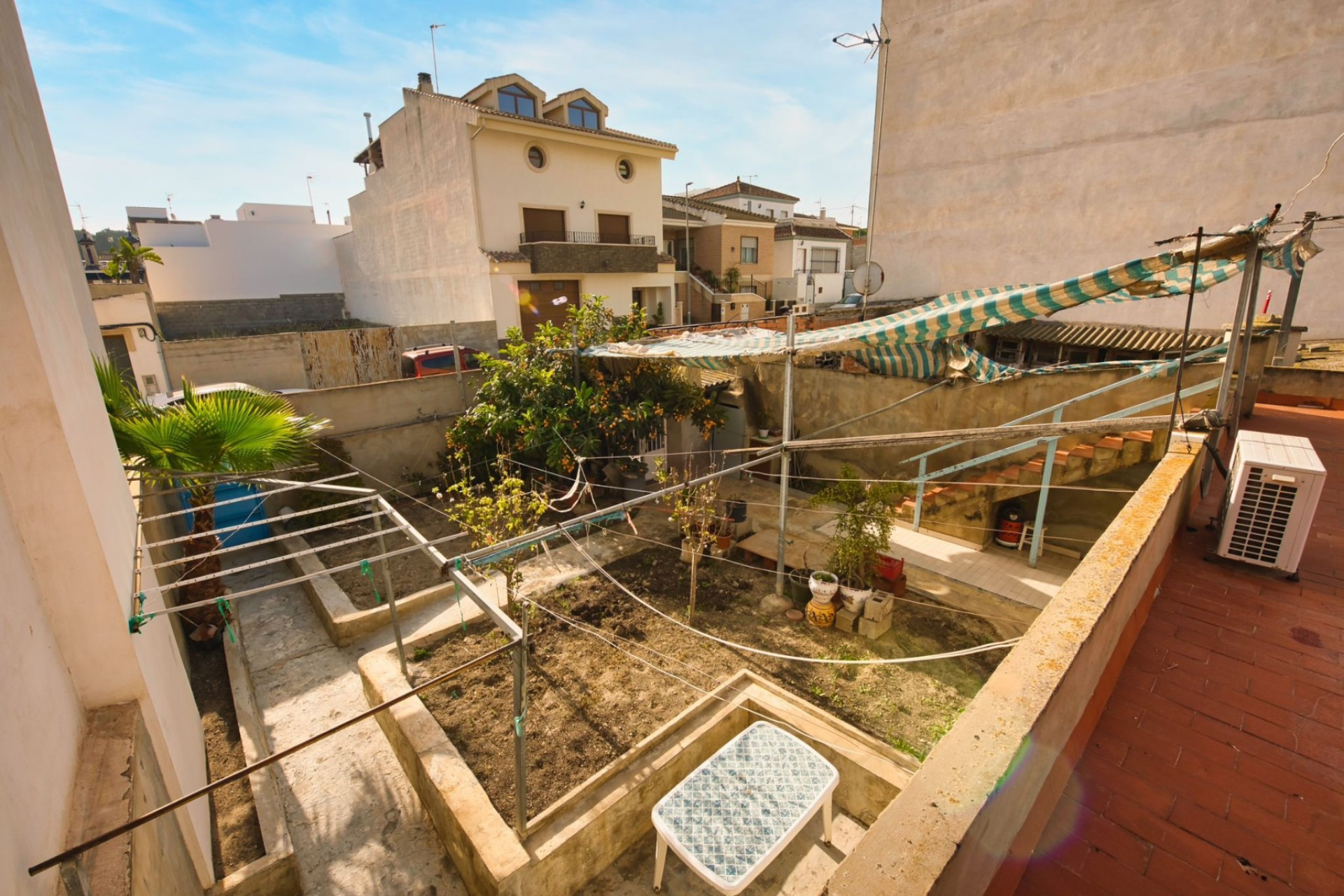 Herverkoop - Halfvrijstaande villa - Benijofar