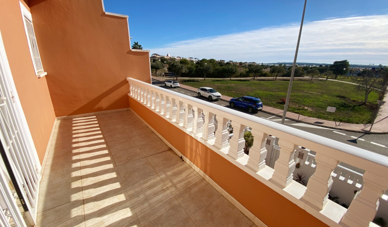 Herverkoop - Halfvrijstaande villa - Ciudad Quesada - Doña Pena