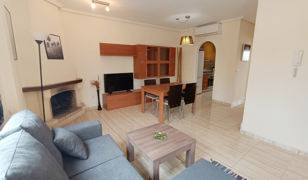 Herverkoop - Halfvrijstaande villa - Ciudad Quesada