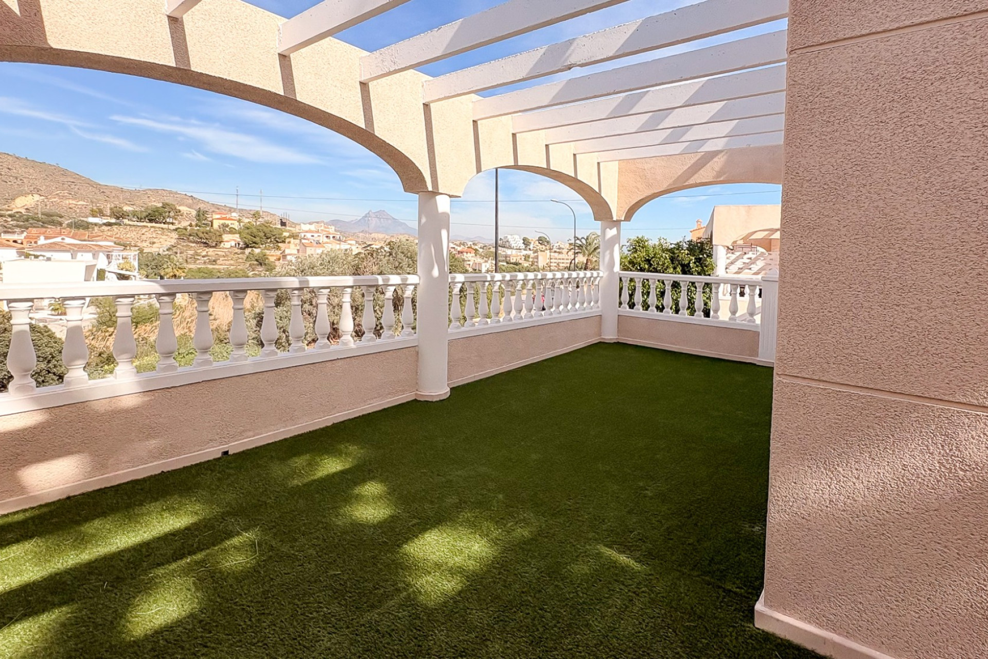 Herverkoop - Halfvrijstaande villa - El Campello - Pueblo Acantilado - Venta Lanuza