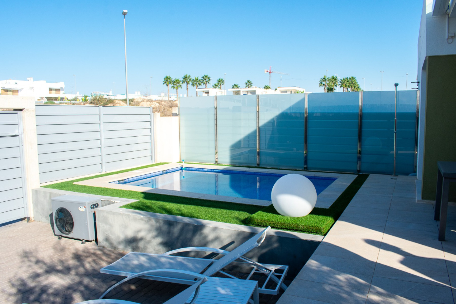 Herverkoop - Halfvrijstaande villa - Entre Naranjos