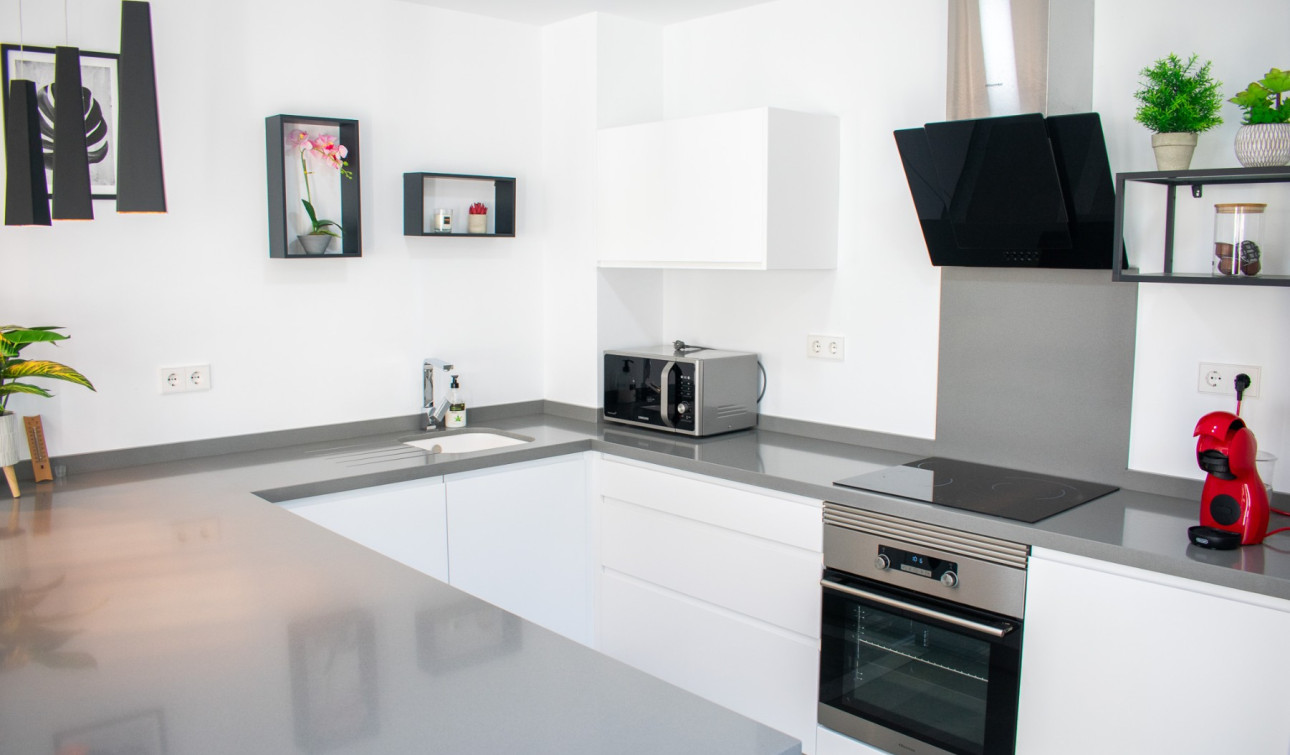 Herverkoop - Halfvrijstaande villa - Entre Naranjos