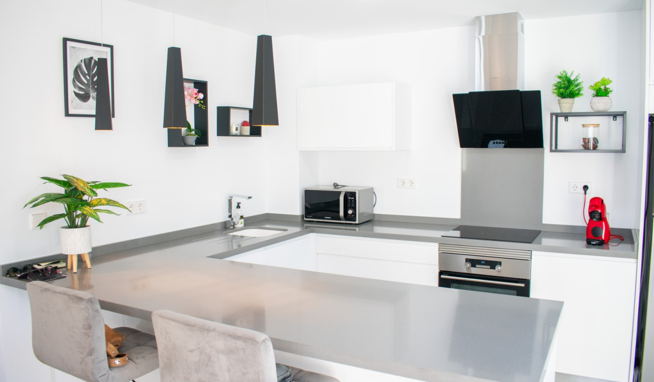 Herverkoop - Halfvrijstaande villa - Entre Naranjos