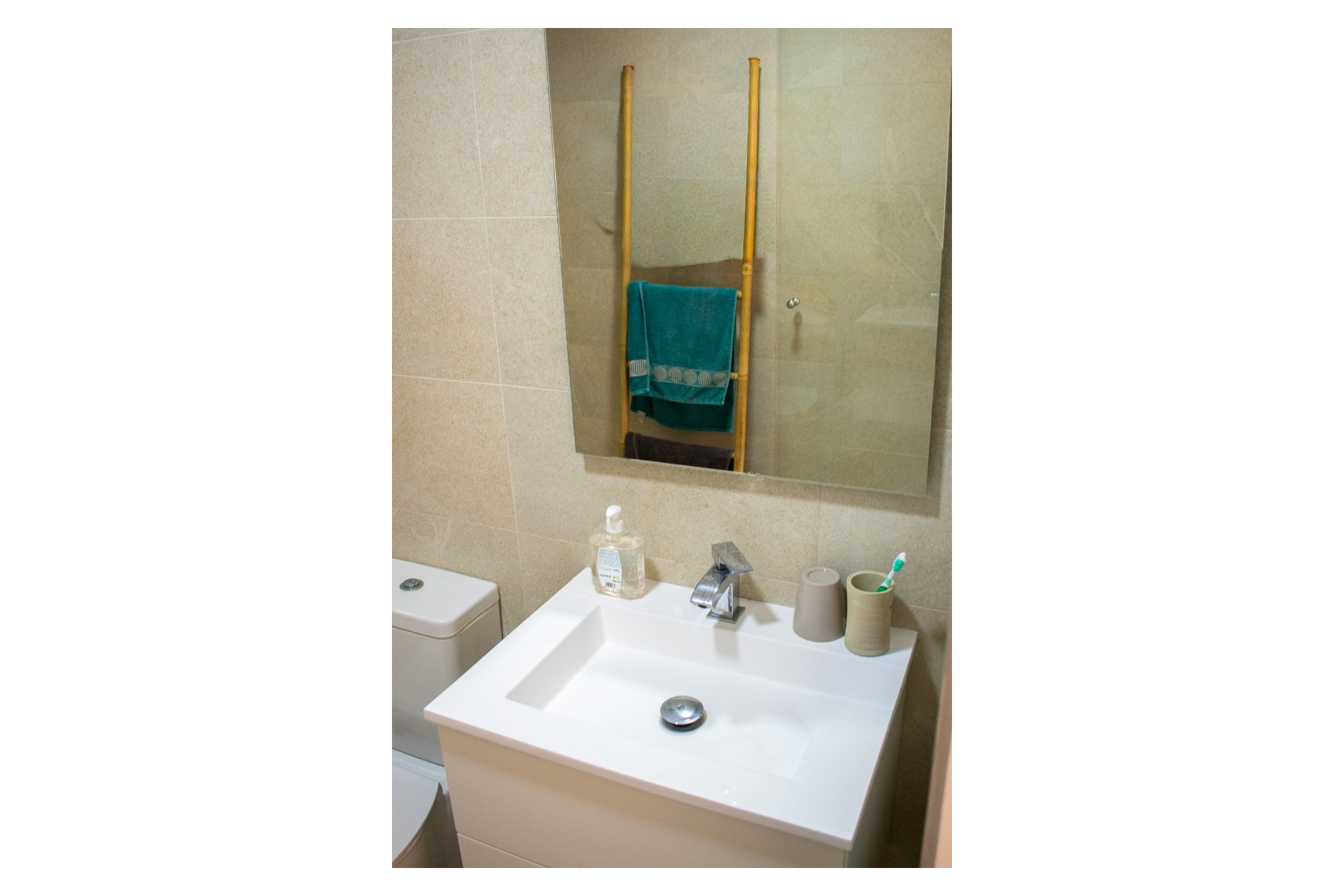 Herverkoop - Halfvrijstaande villa - Entre Naranjos