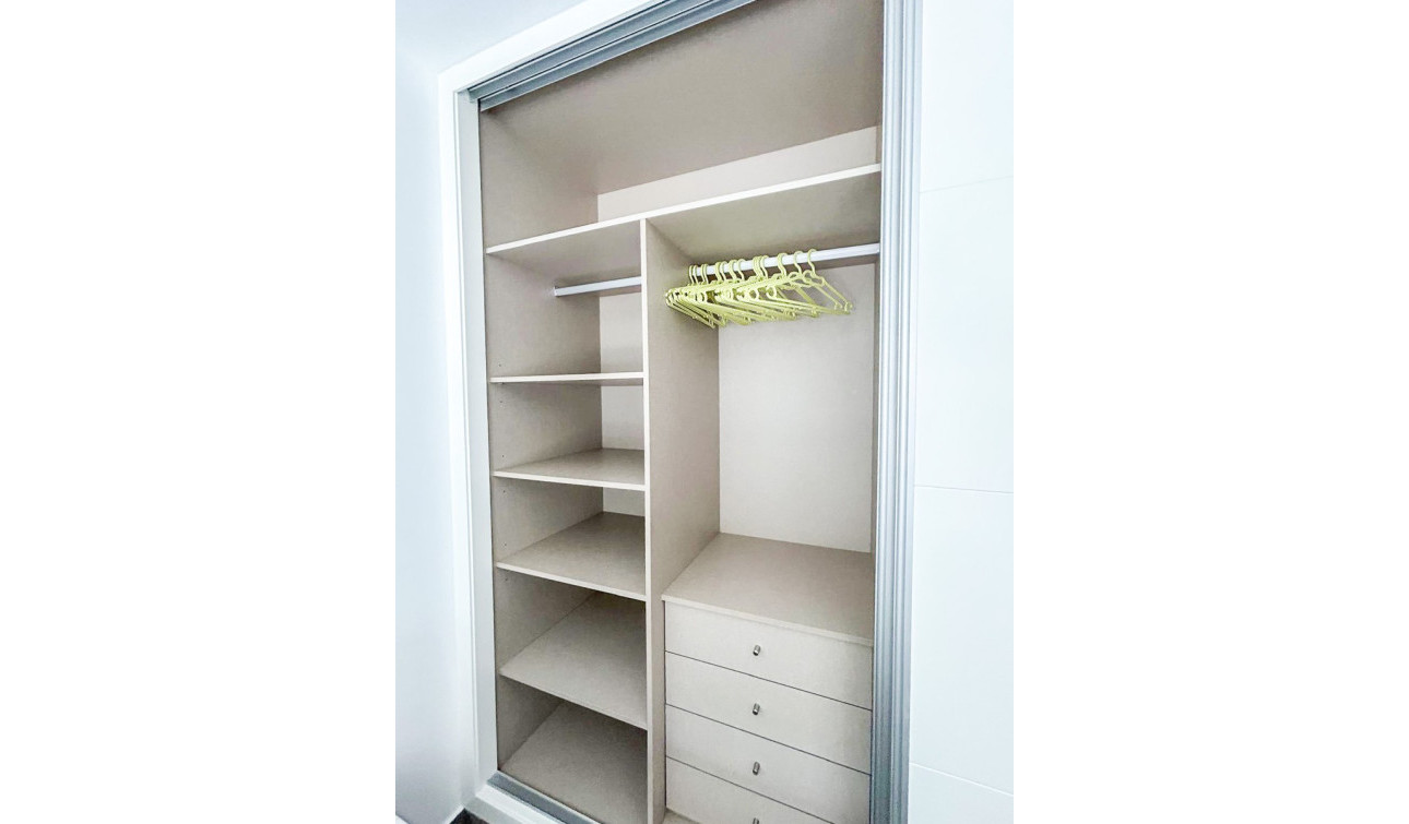 Herverkoop - Halfvrijstaande villa - Entre Naranjos