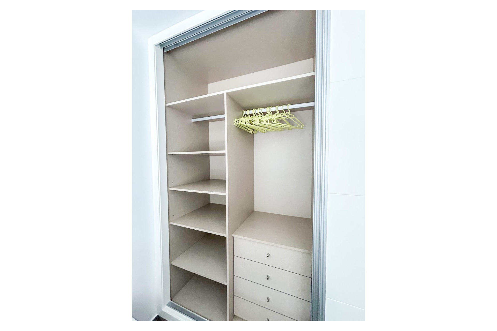 Herverkoop - Halfvrijstaande villa - Entre Naranjos