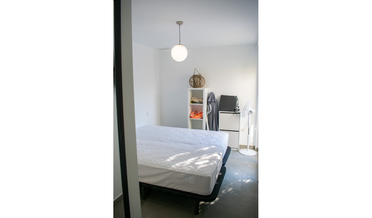 Herverkoop - Halfvrijstaande villa - Entre Naranjos