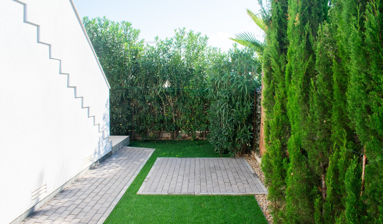 Herverkoop - Halfvrijstaande villa - Entre Naranjos