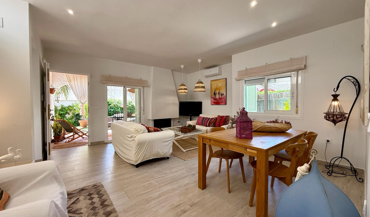 Herverkoop - Halfvrijstaande villa - Orihuela Costa - Campoamor