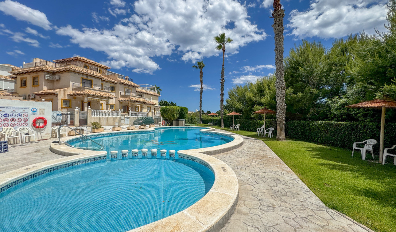Herverkoop - Halfvrijstaande villa - Orihuela Costa - La Zenia