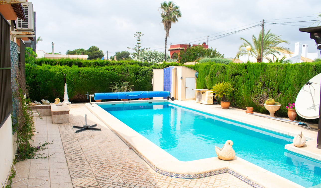 Herverkoop - Halfvrijstaande villa - Orihuela Costa - MUY CERCA DE LA PLAYA