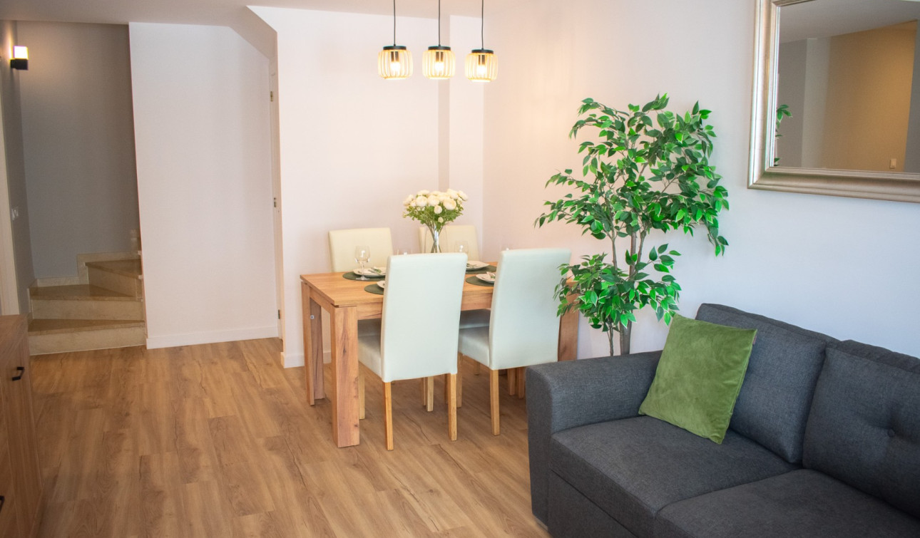 Herverkoop - Halfvrijstaande villa - Orihuela Costa - Punta Prima