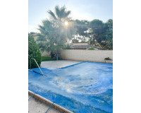 Herverkoop - Halfvrijstaande villa - Orihuela Costa - Punta Prima