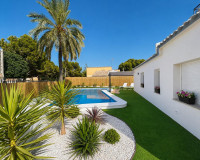 Herverkoop - Halfvrijstaande villa - Orihuela Costa - Punta Prima