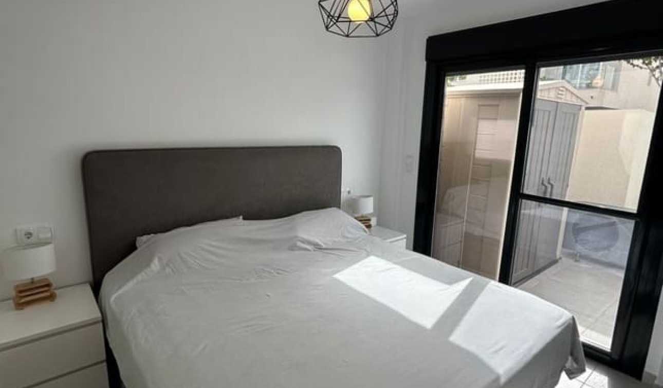 Herverkoop - Halfvrijstaande villa - Santiago de la Ribera