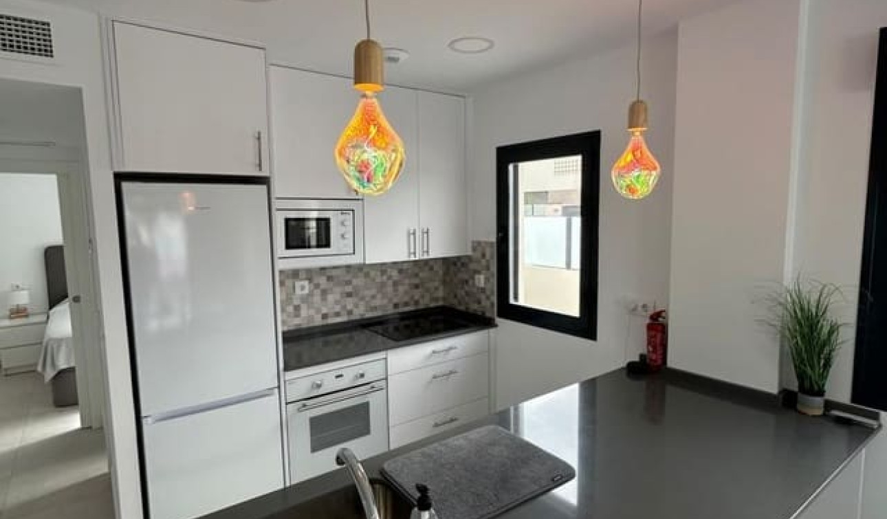 Herverkoop - Halfvrijstaande villa - Santiago de la Ribera