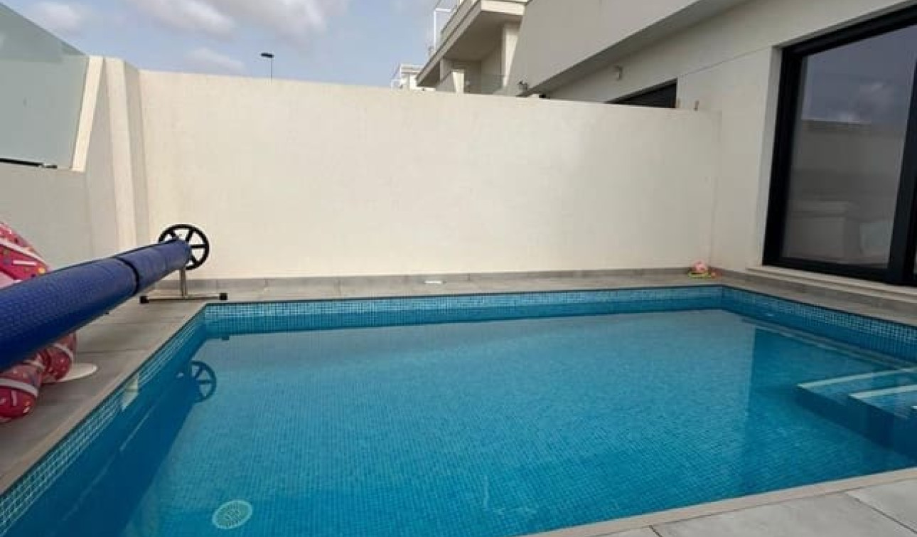 Herverkoop - Halfvrijstaande villa - Santiago de la Ribera