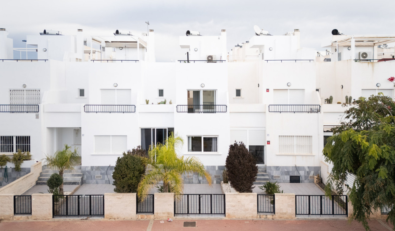 Herverkoop - Halfvrijstaande villa - Torrevieja - Aguas Nuevas