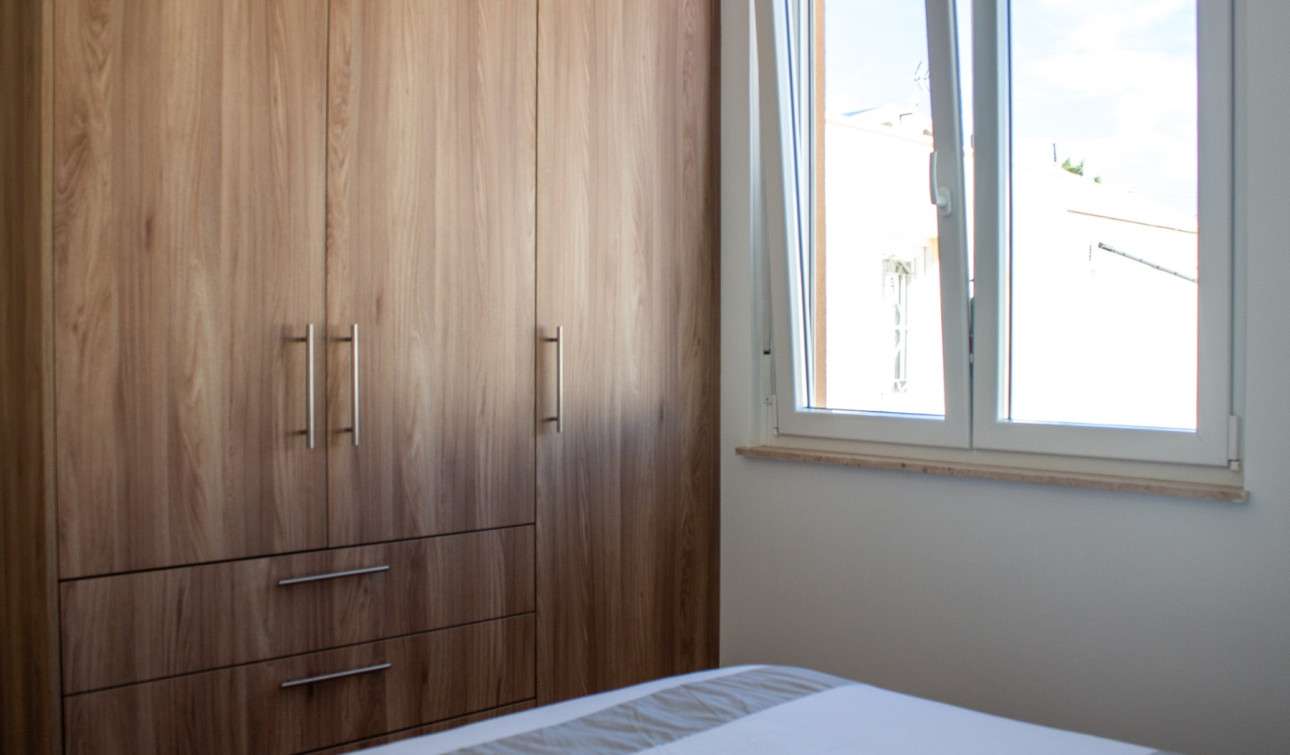 Herverkoop - Halfvrijstaande villa - Torrevieja - La Siesta - El Salado - Torreta