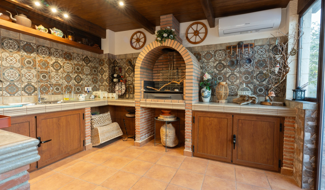 Herverkoop - Halfvrijstaande villa - Torrevieja - Los Balcones