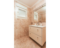 Herverkoop - Halfvrijstaande villa - Torrevieja - Los Balcones