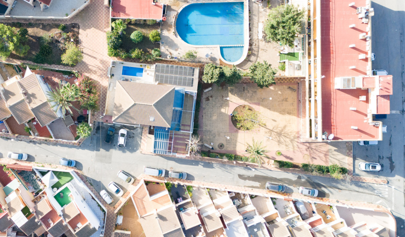 Herverkoop - Halfvrijstaande villa - Torrevieja - Los Frutales