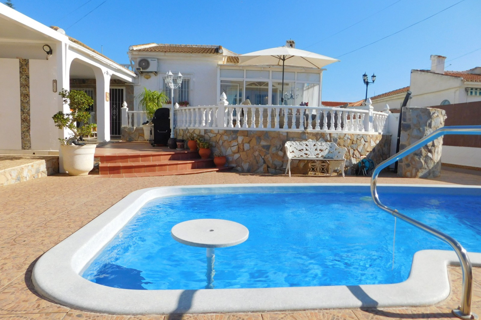 Herverkoop - Halfvrijstaande villa - Torrevieja - San Luis