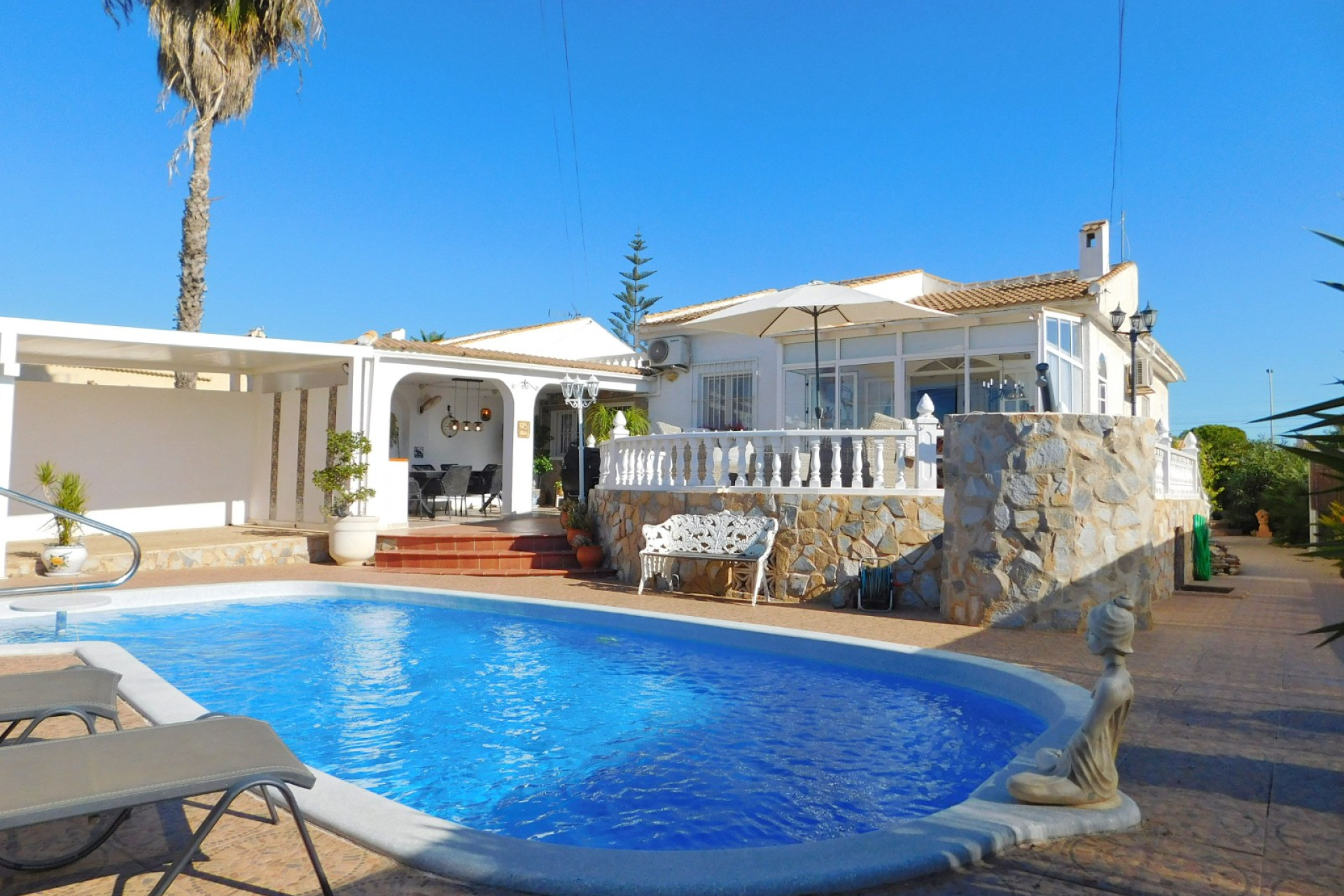 Herverkoop - Halfvrijstaande villa - Torrevieja - San Luis