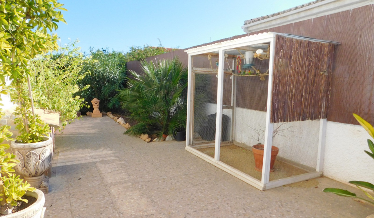 Herverkoop - Halfvrijstaande villa - Torrevieja - San Luis