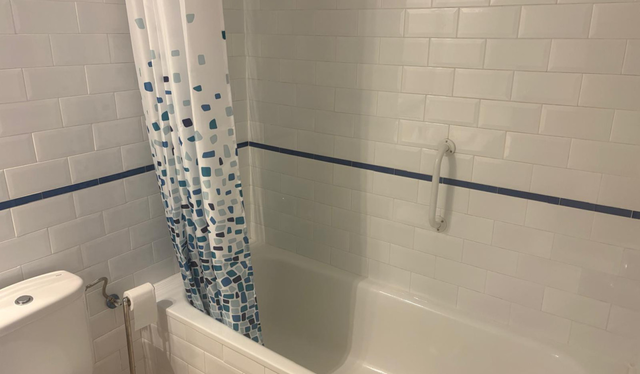 Herverkoop - Stadshuis - Algorfa - La Finca Golf