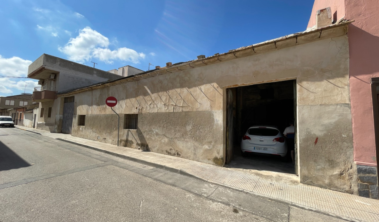 Herverkoop - Stadshuis - Benejúzar - Comunidad Valenciana