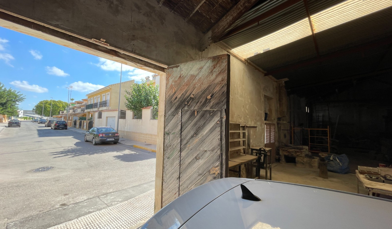 Herverkoop - Stadshuis - Benejúzar - Comunidad Valenciana