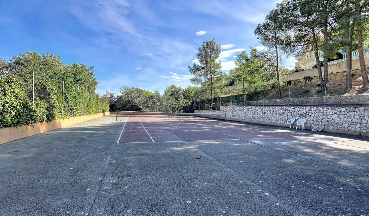 Herverkoop - Stadshuis - Benissa - Costa Blanca