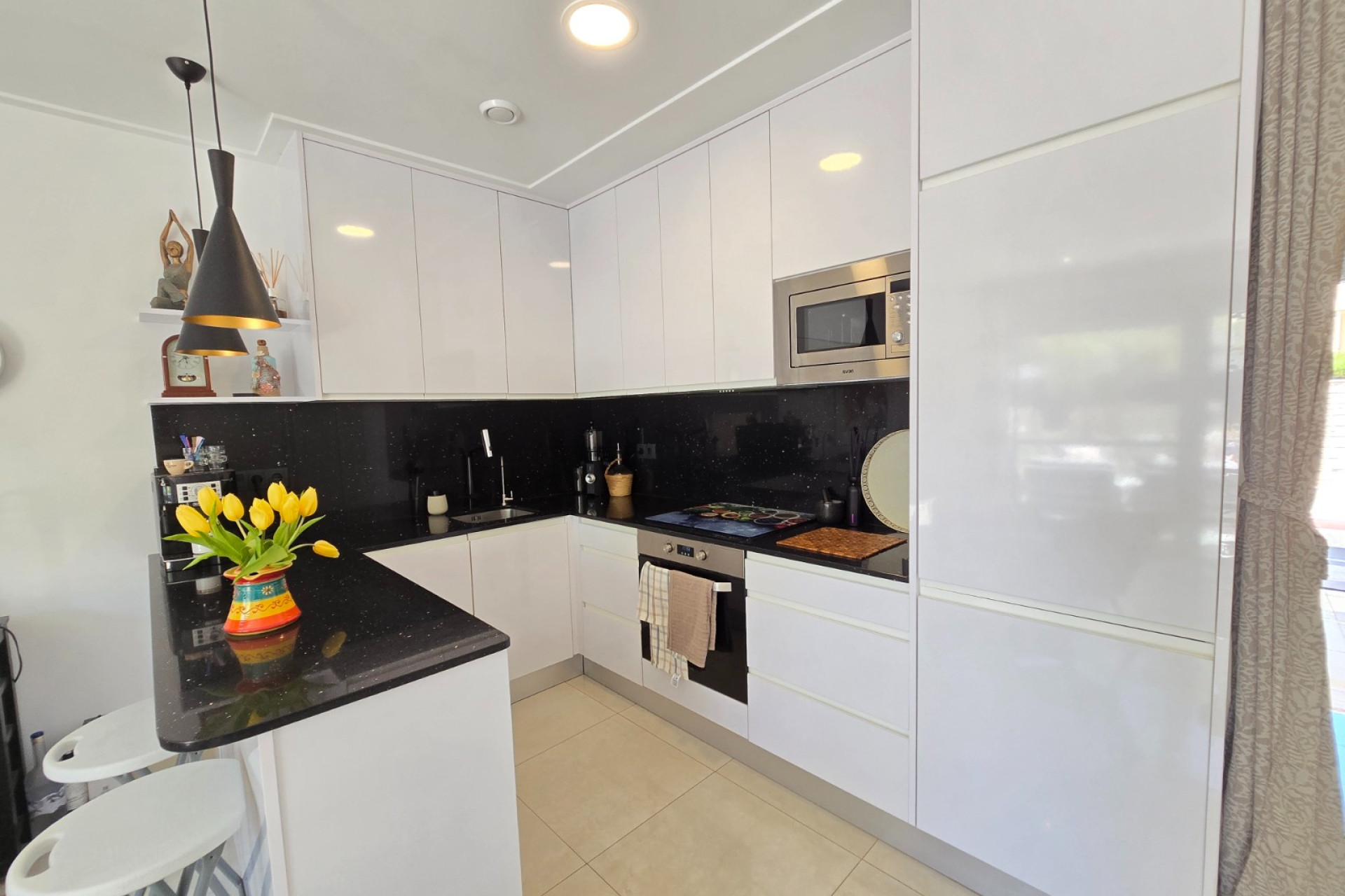 Herverkoop - Stadshuis - Ciudad Quesada - Doña Pepa *