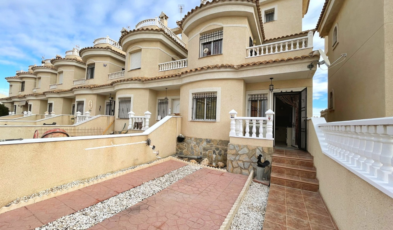 Herverkoop - Stadshuis - Ciudad Quesada - Lo Marabu - Doña Pepa 2