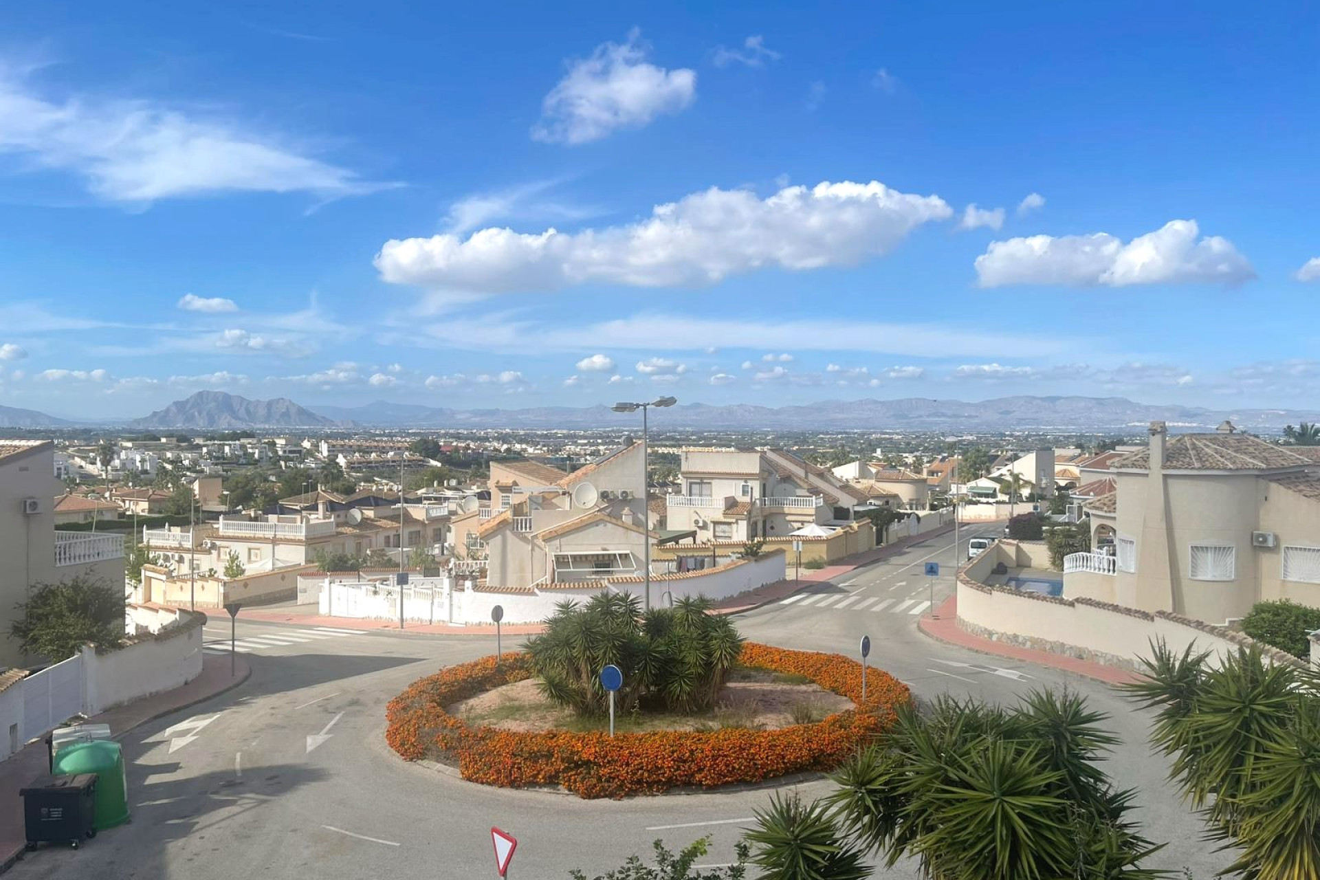 Herverkoop - Stadshuis - Ciudad Quesada - Rojales Hills