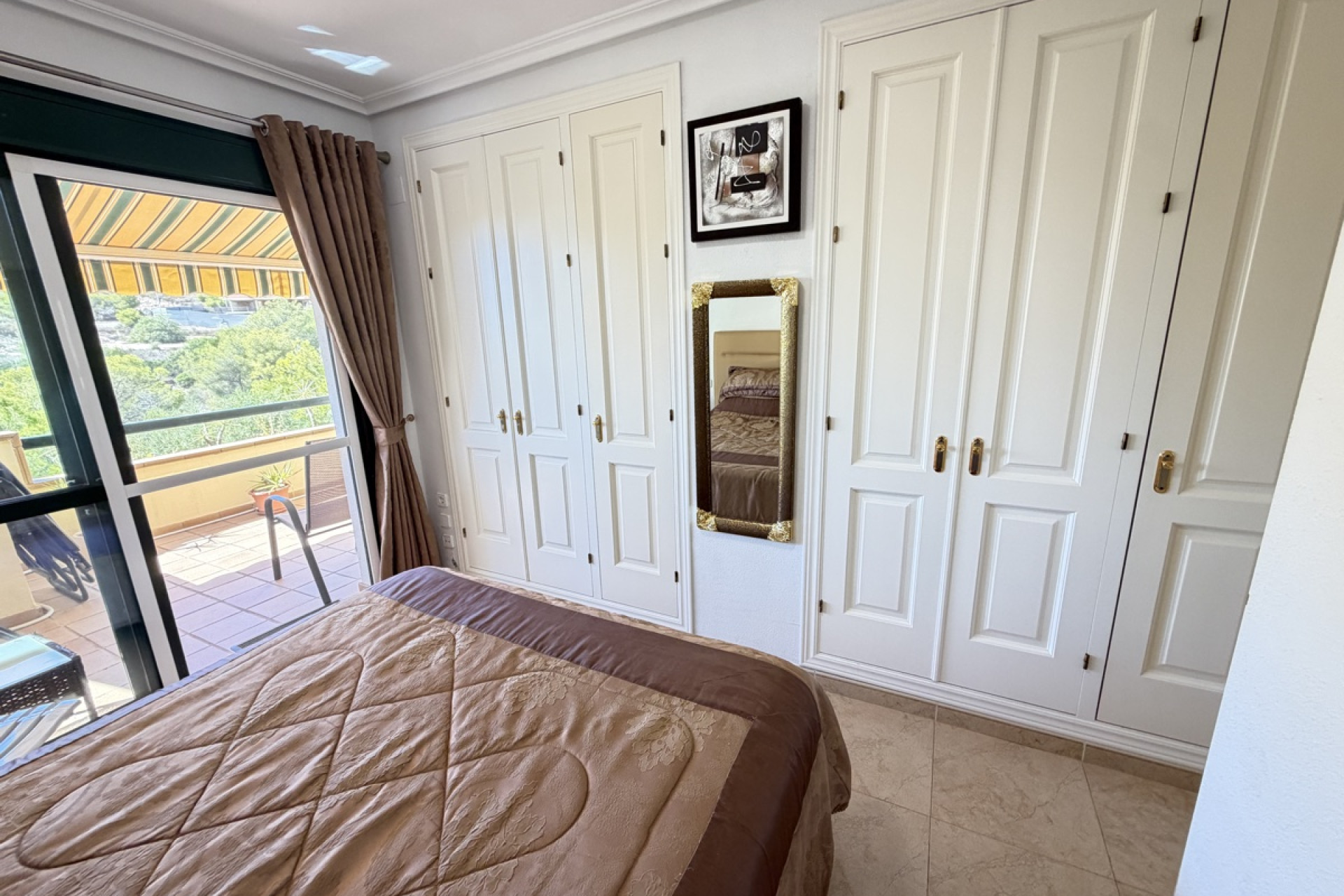 Herverkoop - Stadshuis - Dehesa de Campoamor - Campoamor Golf