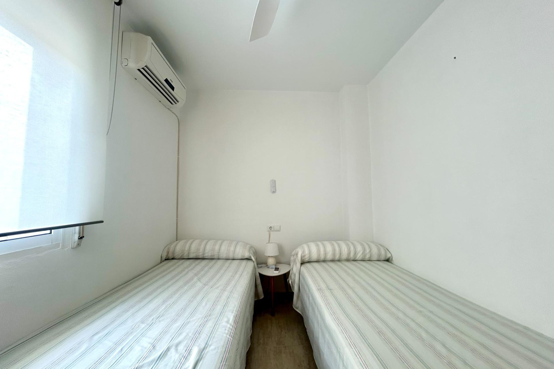 Herverkoop - Stadshuis - Dehesa de Campoamor - Campoamor